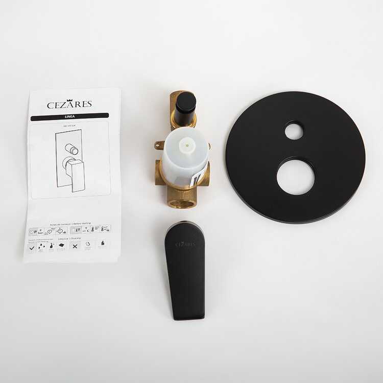 Встраиваемый однорычажный смеситель для душа с переключателем