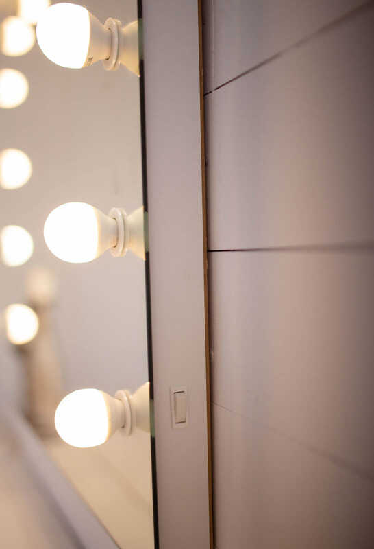 Гримерное Антураж (13 ламп), 900х700