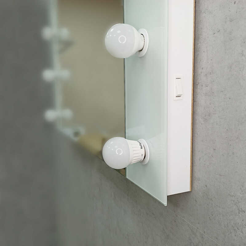 Гримерное Этюд (8 ламп), 800х600